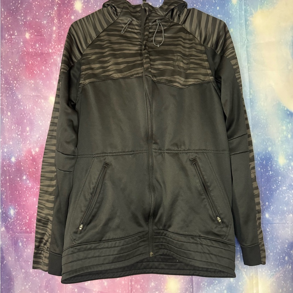 Men’s Nike zip up 🛍